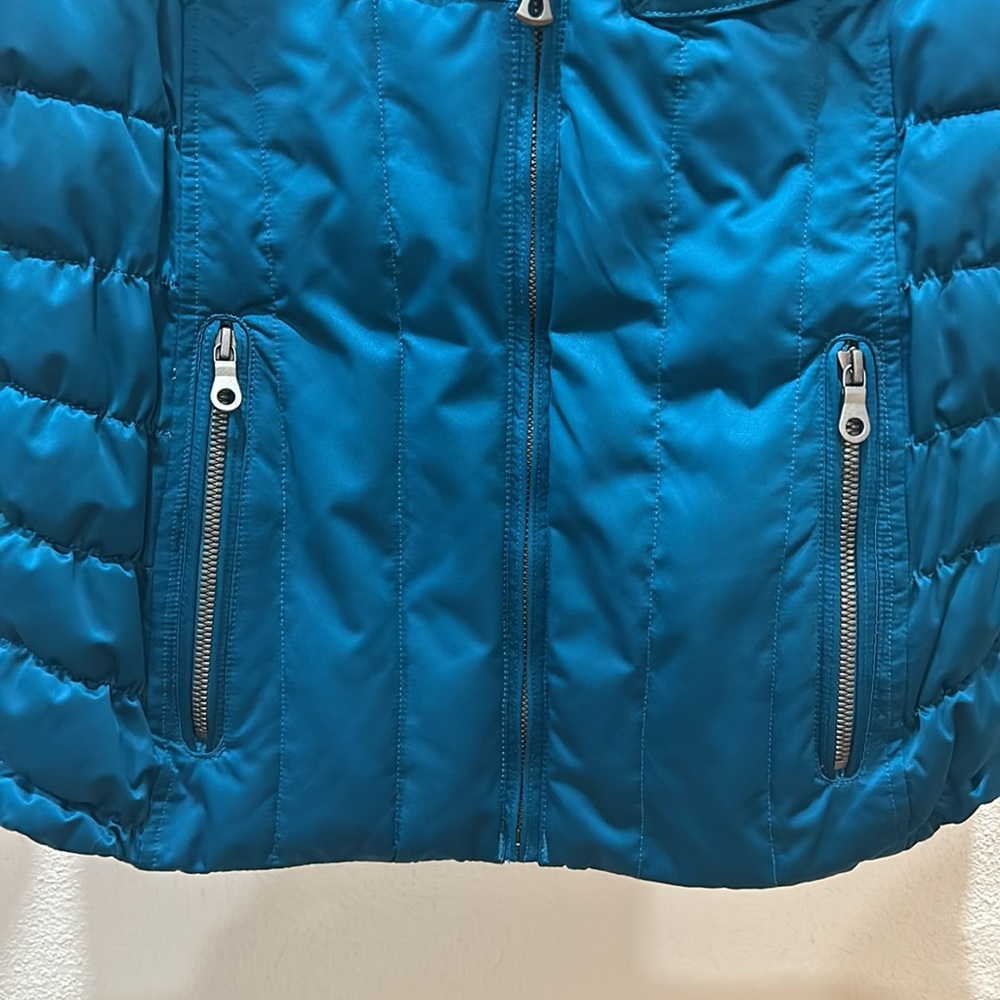 Women’s Obermeyer Ski Jacket 8 - Picture 2 of 13
